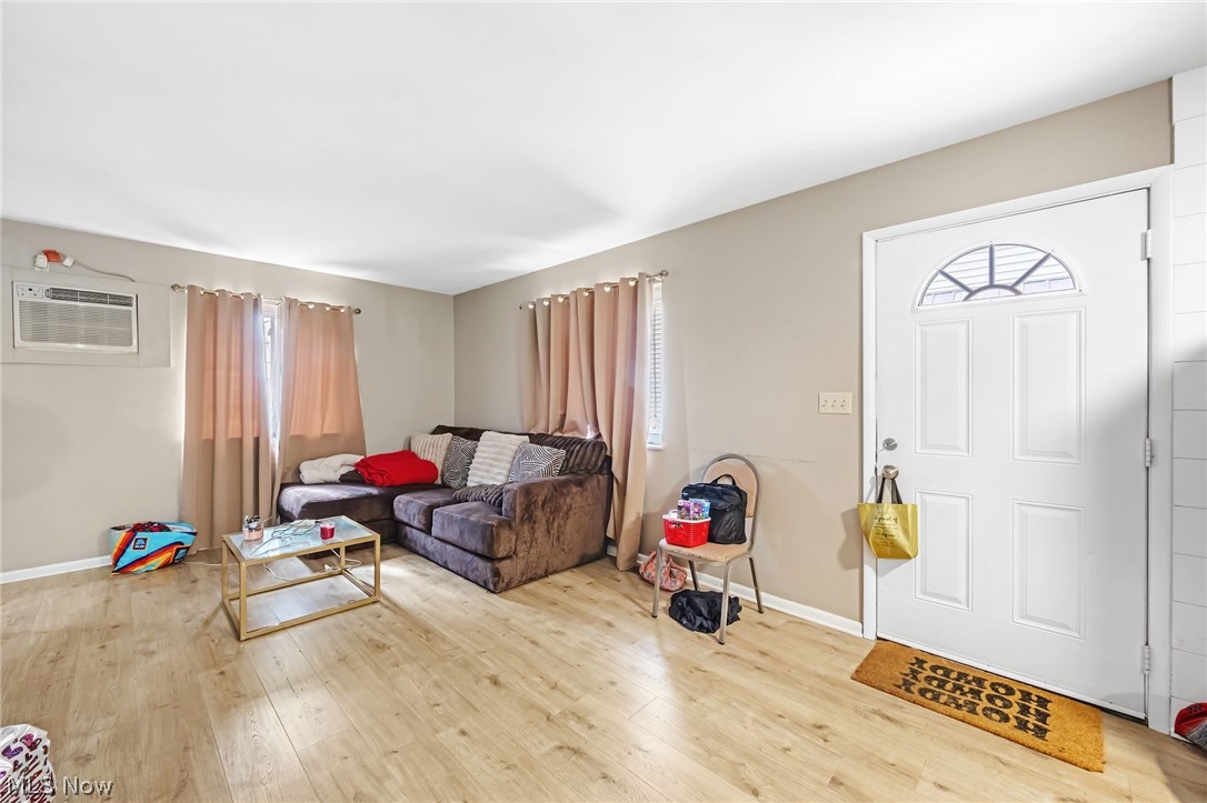 Lakewood Heights - Residential Income