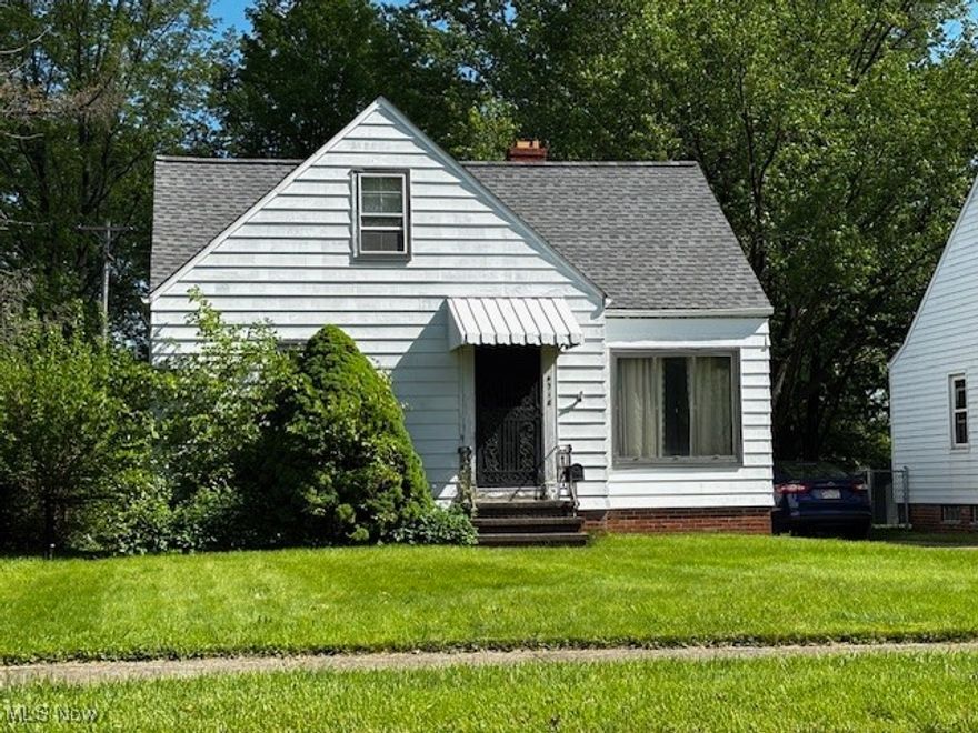 Sought after three (3) bedroom home, 1 bath   Set on nice  street with like homes  Roof approximately 10 years old, H W Tank 2020.

Here is your opportunity to get into a great first home or downsize with 1st floor bedrooms.
Basement unfinished just waiting for your ideas.