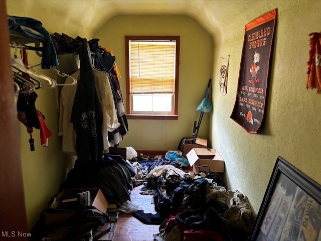 August Shermers Au-Fait - Residential