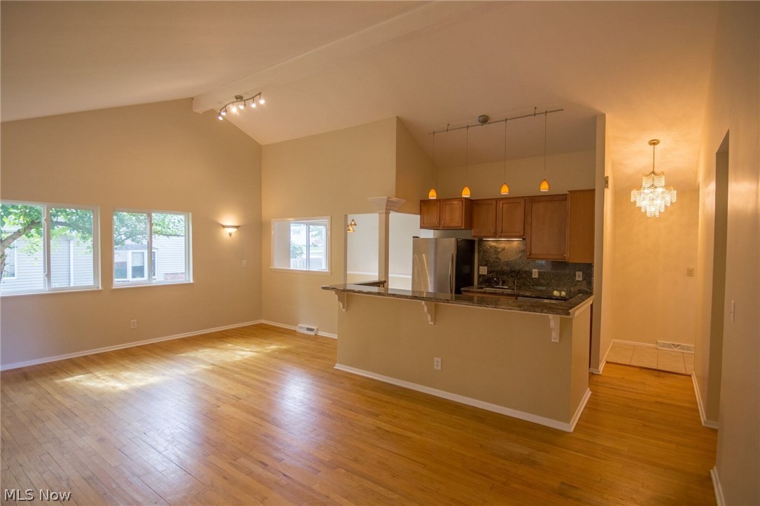 D Neros 09-D - Residential Lease