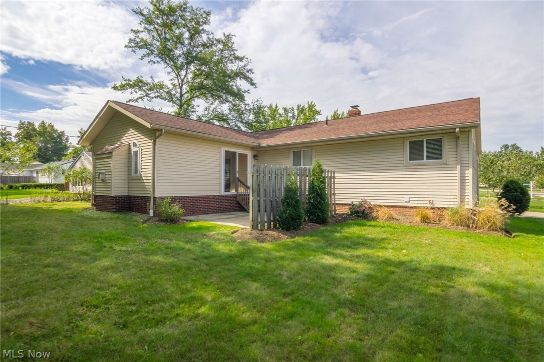 D Neros 09-D - Residential Lease