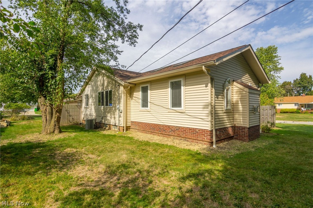 D Neros 09-D - Residential Lease