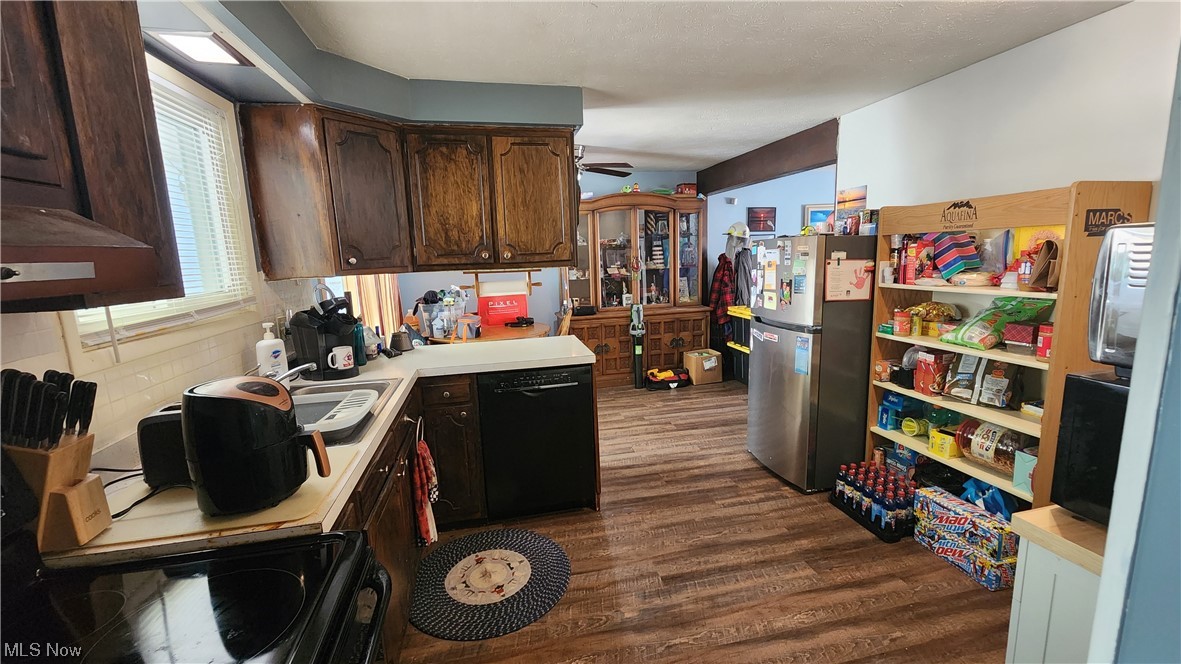 Willobee On The Lake 3 - Residential