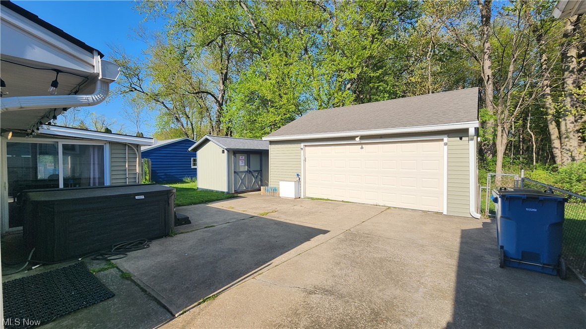 Willobee On The Lake 3 - Residential