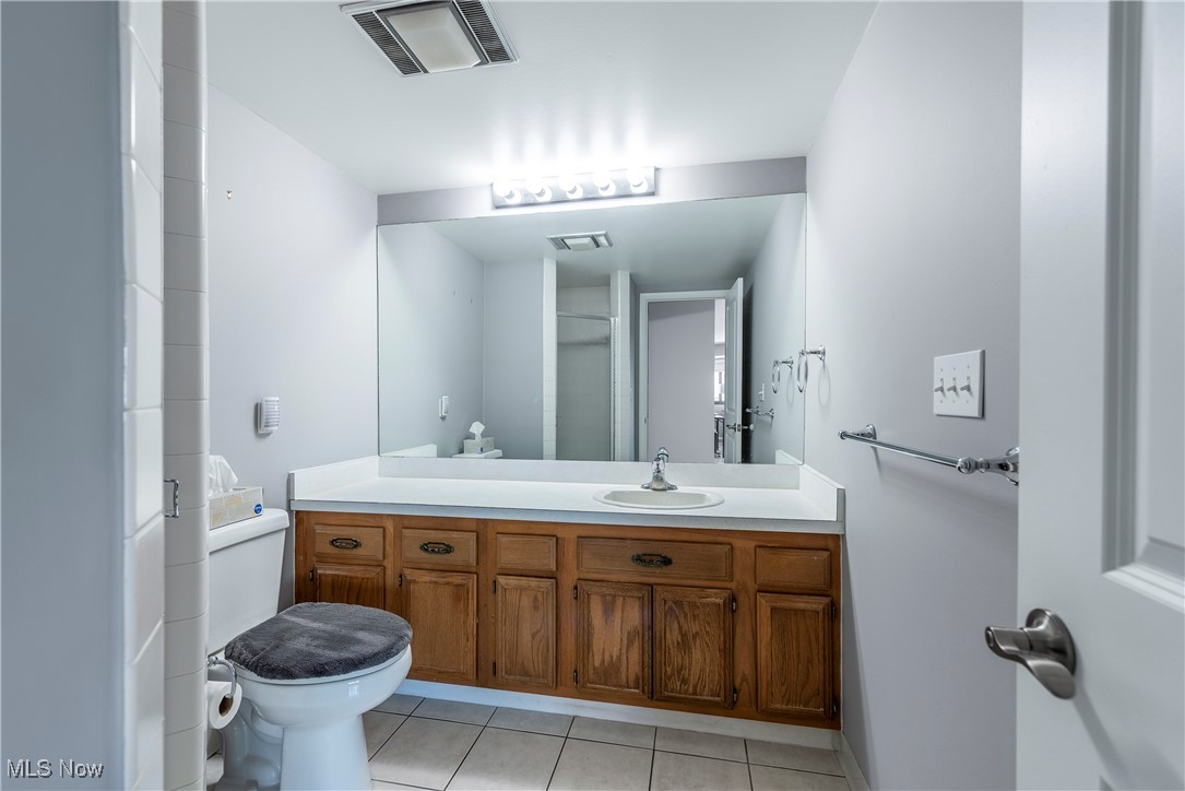 Meridian Condo - Residential Lease