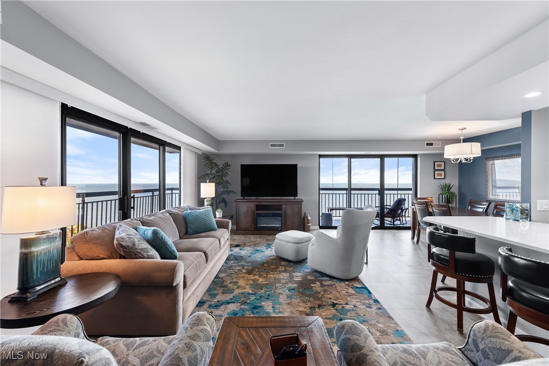 Meridian Condo - Residential Lease