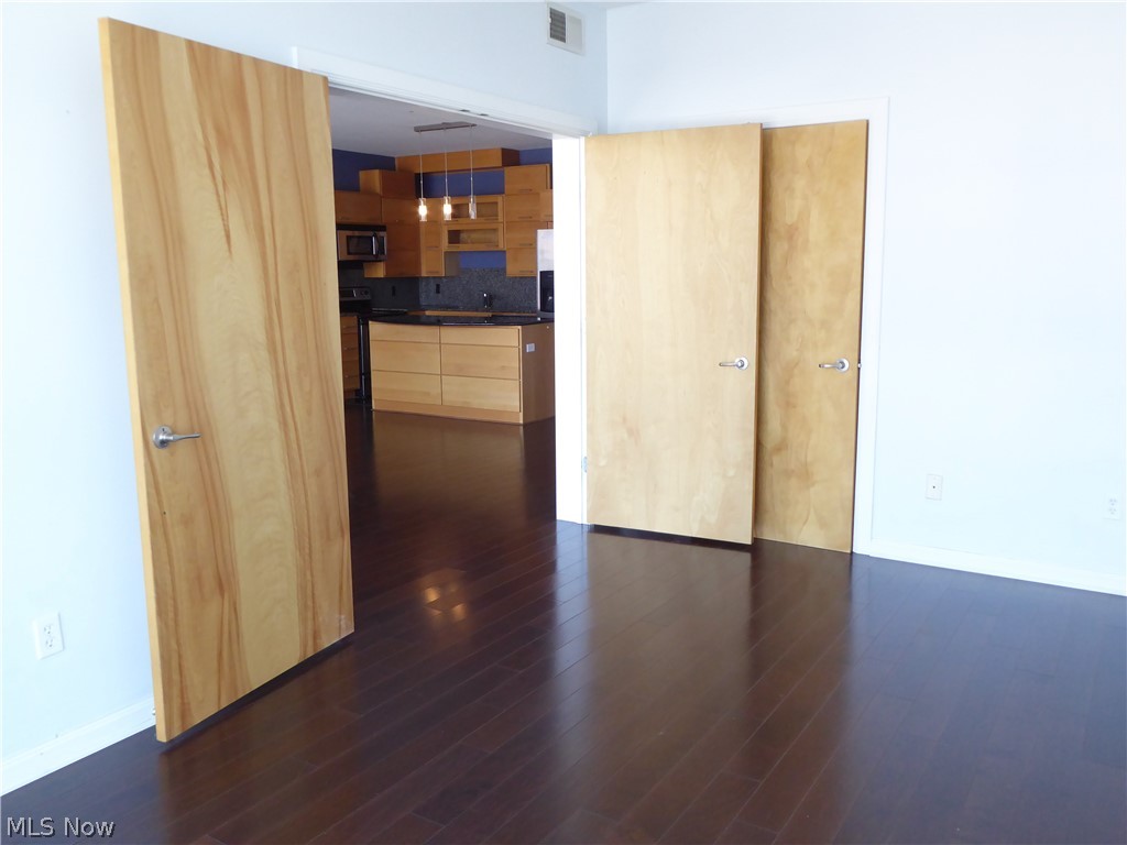 Stonebridge Plaza - Residential