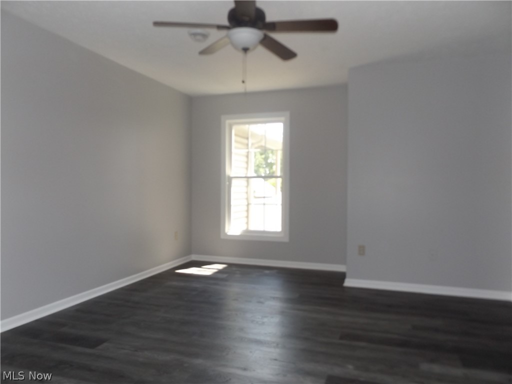 Hampton Court Highrise Condo - Residential