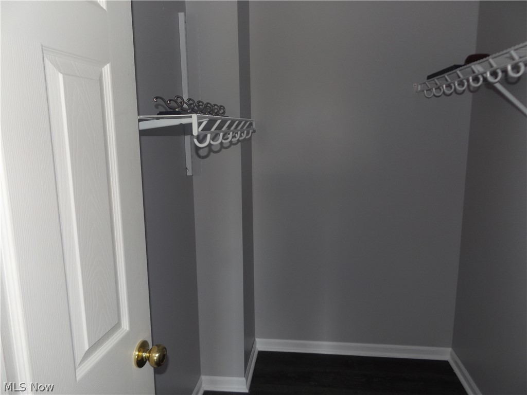 Hampton Court Highrise Condo - Residential