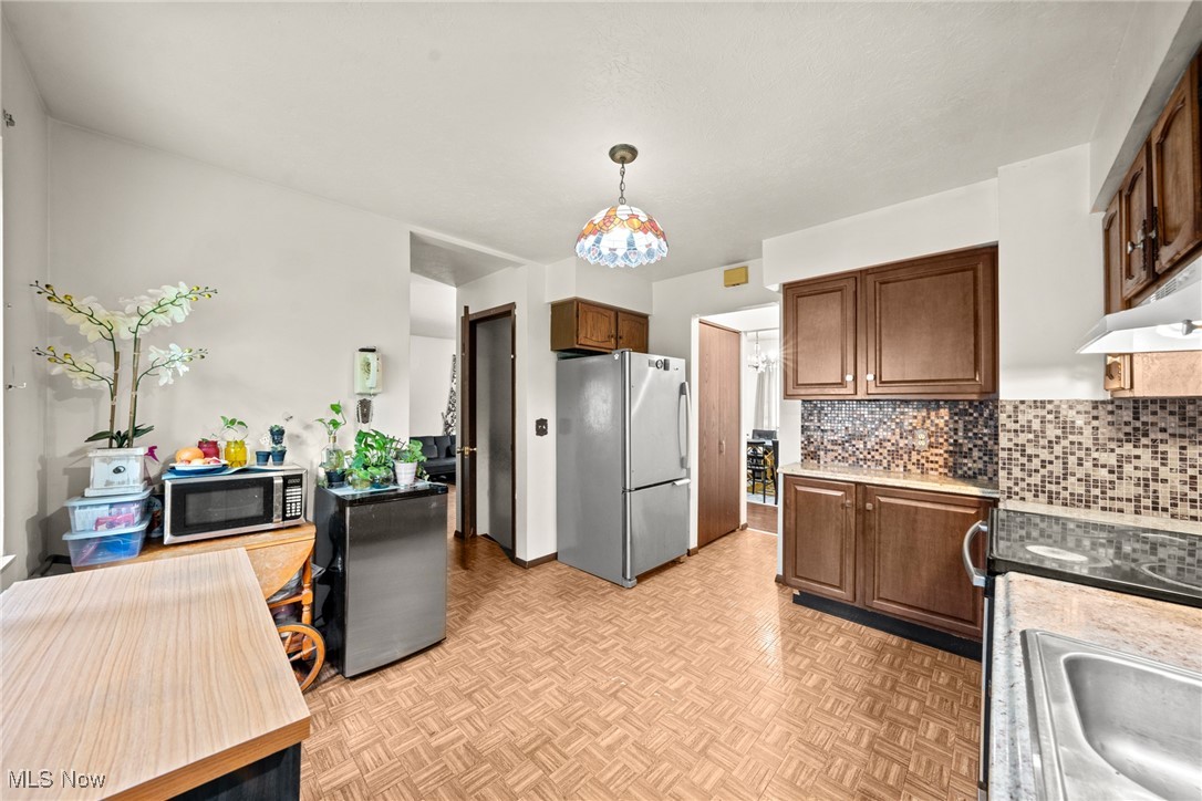 14943 Carol Drive, Maple Heights, Ohio image 11