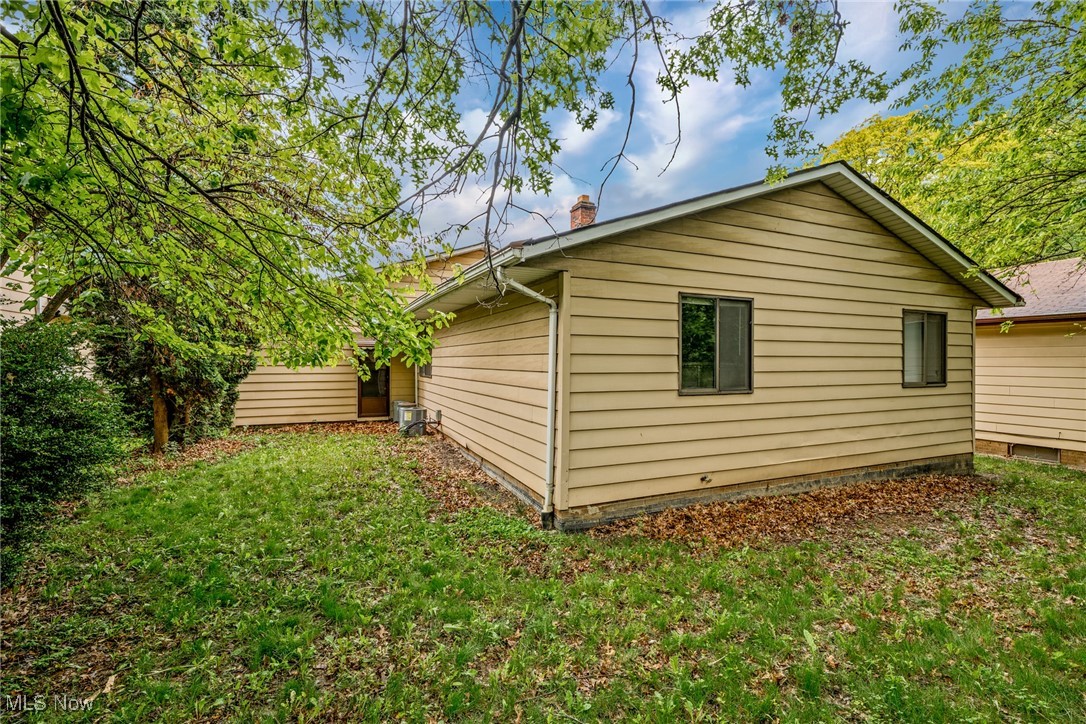 14943 Carol Drive, Maple Heights, Ohio image 34