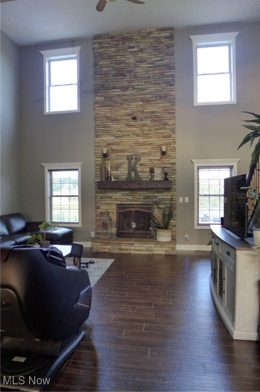 7245 Hunters Glen Lane