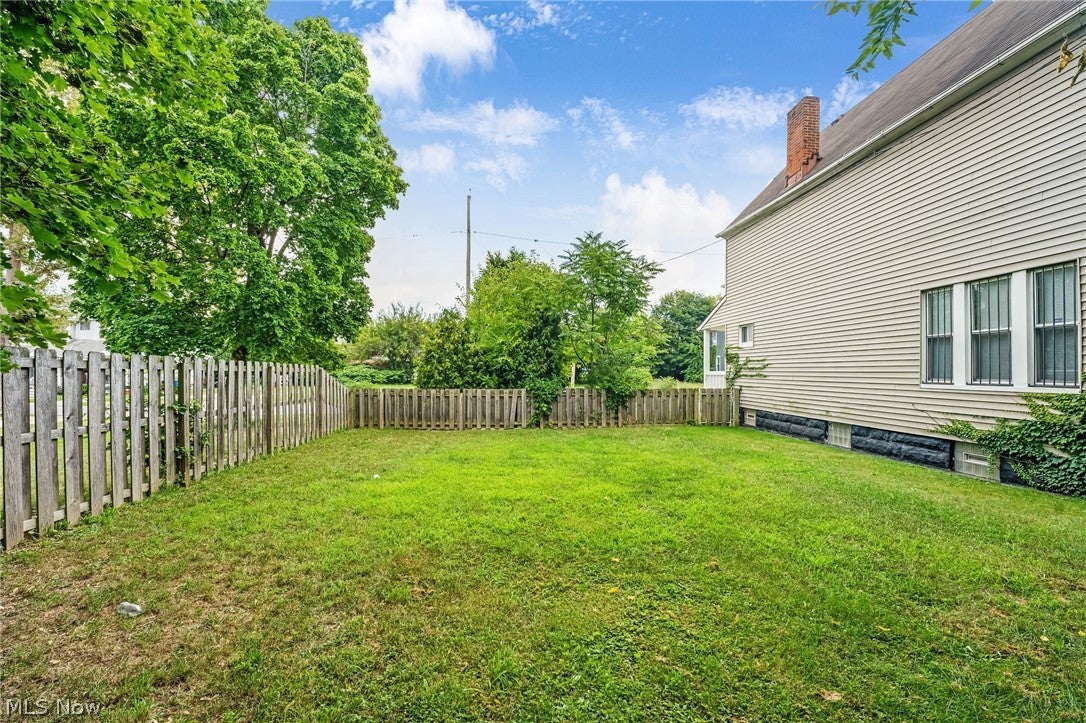 2256 E 85th Street