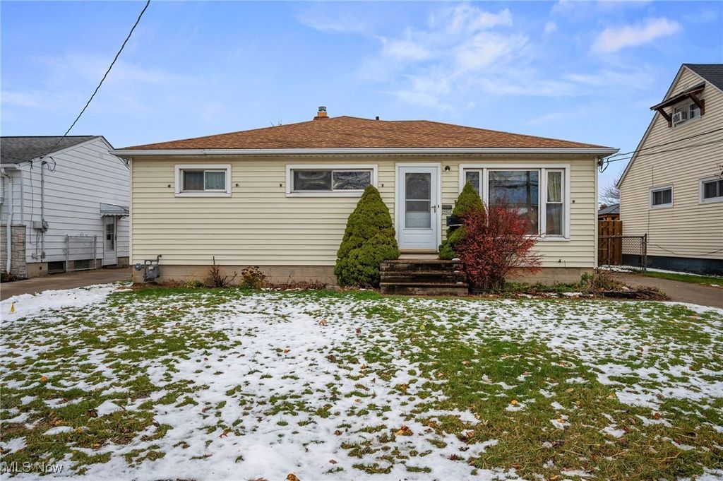 Photo of 15908 Ashland Drive, Brook Park, OH 44142 (MLS # 5175279)