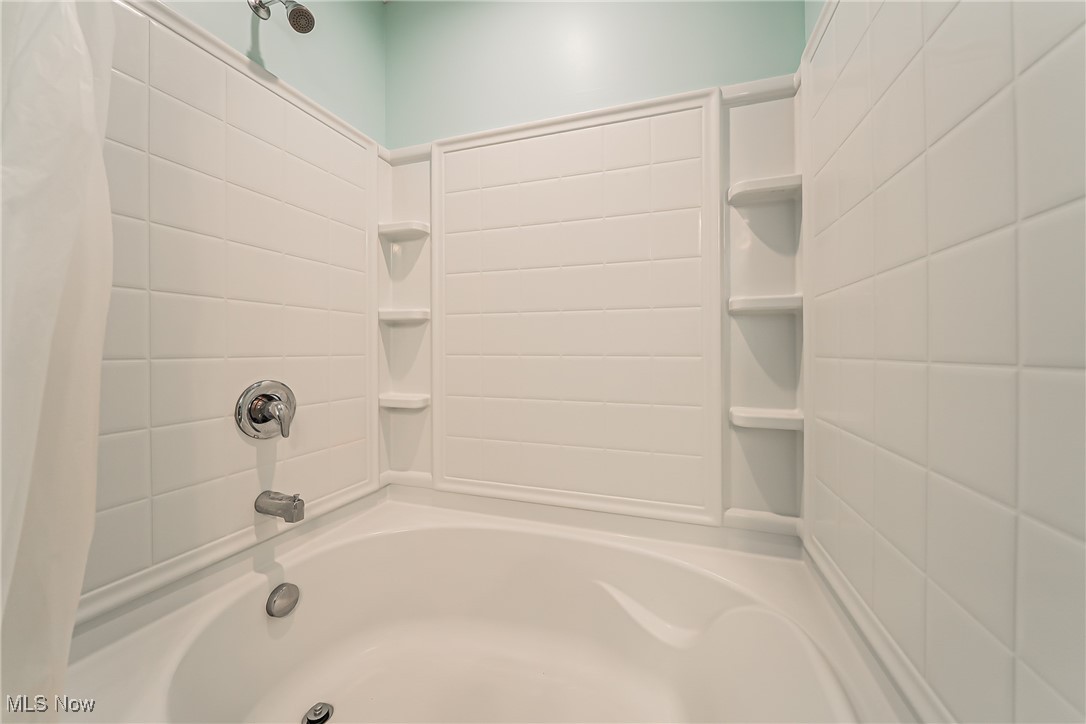 6105 Dunham Road, Maple Heights, Ohio image 16