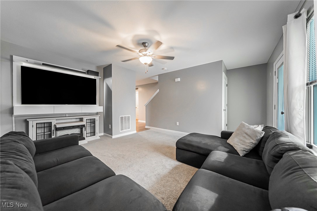 6105 Dunham Road, Maple Heights, Ohio image 4