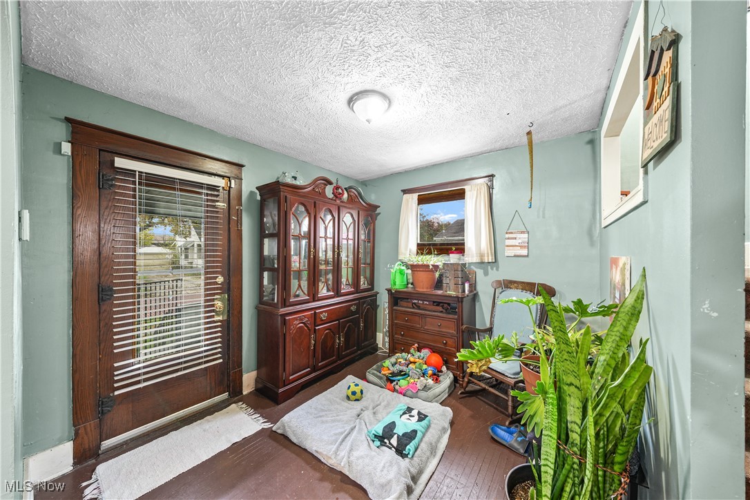 Golf Gardens - Residential