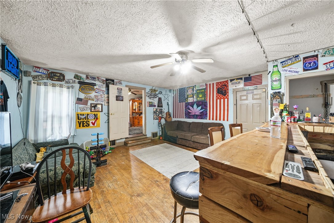 Golf Gardens - Residential