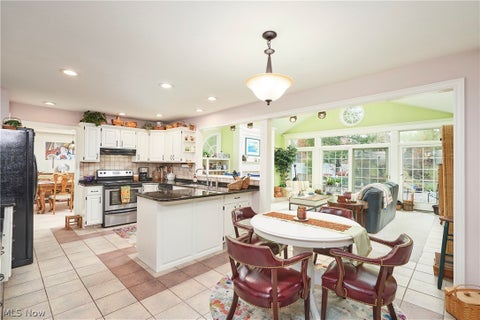 Tiny photo for 799 Meredith Lane, Cuyahoga Falls, OH 44223 (MLS # 5256744)