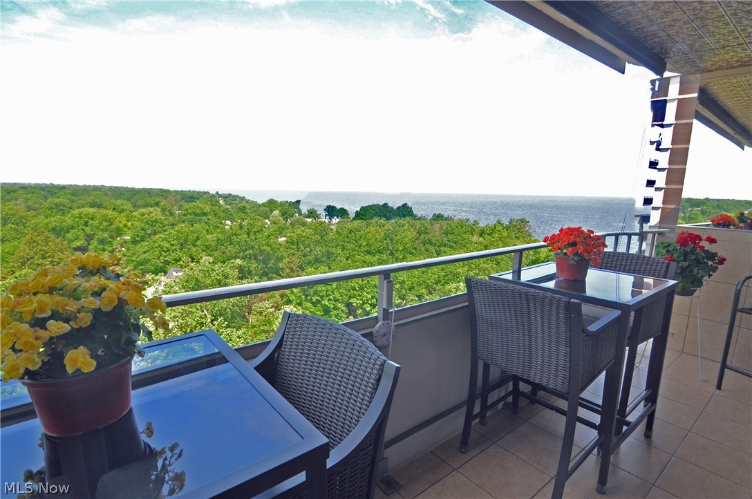 The Carlyle - Residential