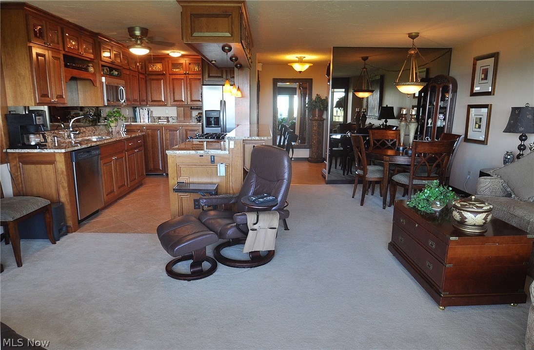 The Carlyle - Residential