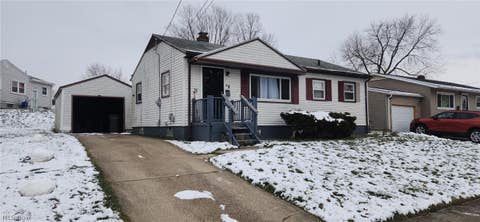 Homes For Rent - 79 Lilburne Drive<br/> Youngstown, OH 44505