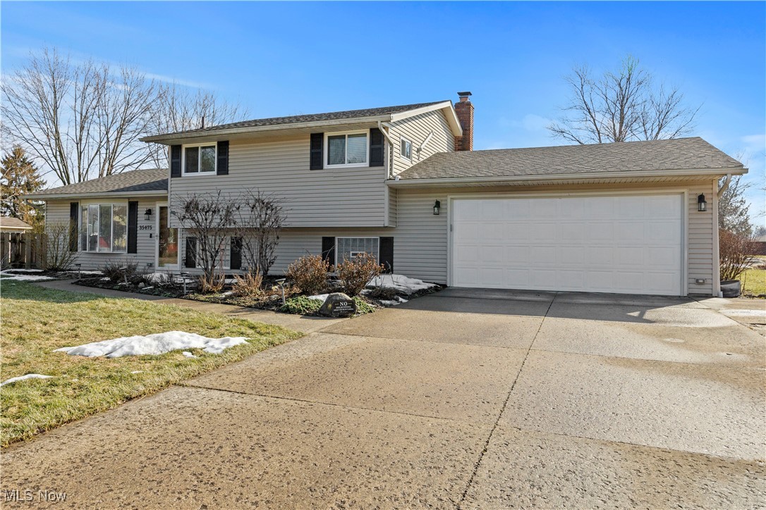 35475 Chesterfield Avenue, North Ridgeville, Ohio image 3