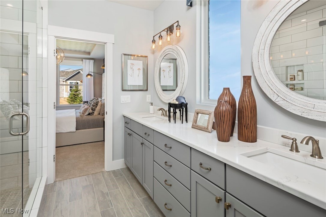 Spring Hill Villas - Residential