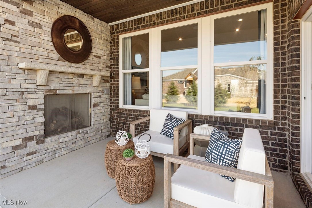 Spring Hill Villas - Residential