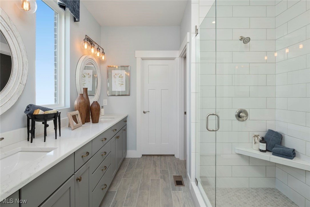 Spring Hill Villas - Residential