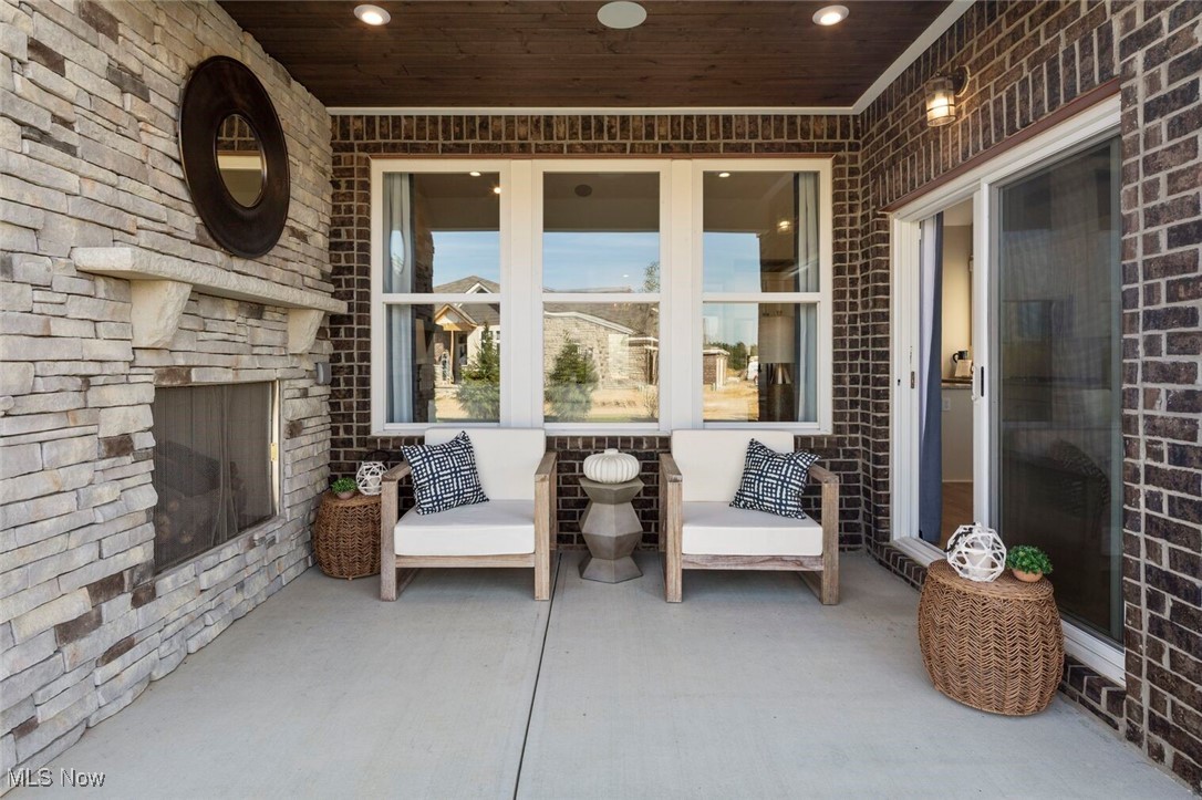 Spring Hill Villas - Residential