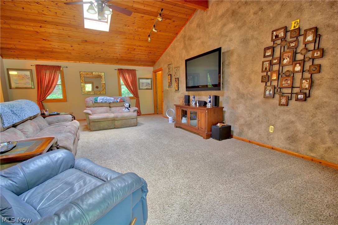 Rose Acres - Residential