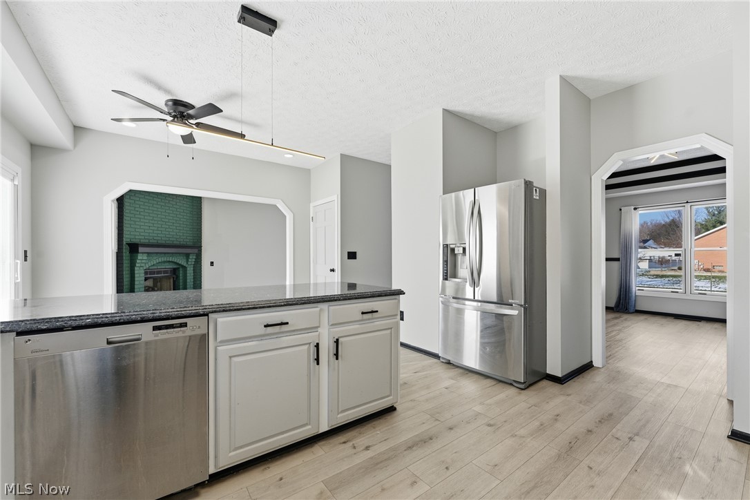 Village/Hartville - Residential