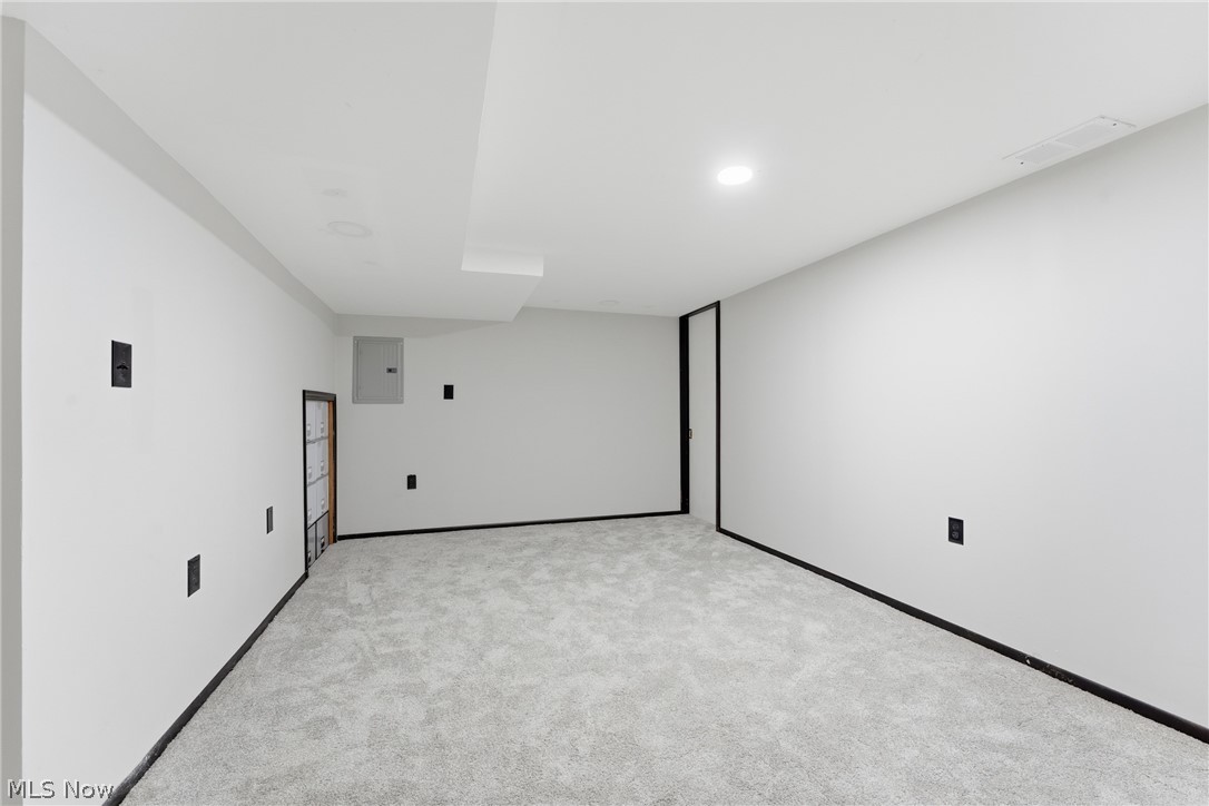 Village/Hartville - Residential