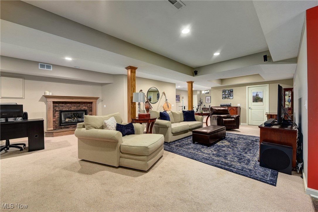 33518 Silver Oak Drive, Avon, Ohio image 37