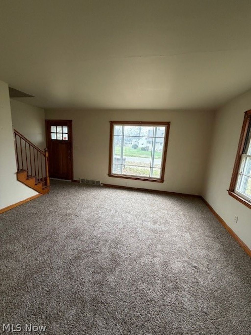 Photo of 1561 Bradford St, Warren, OH 44485 (MLS # 5196096)