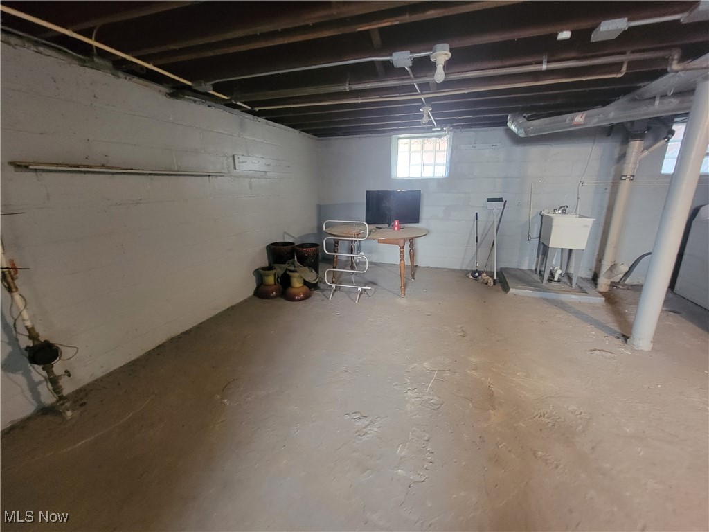 Gaine Realty Cos Miles-Corlet - Residential