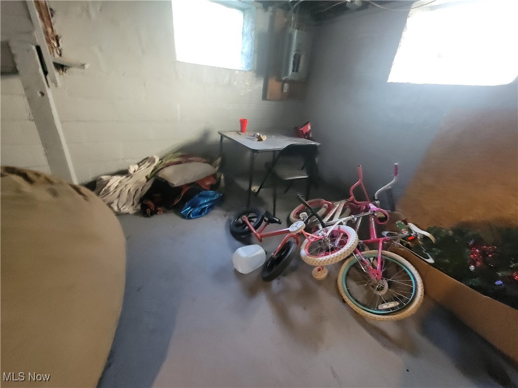 Gaine Realty Cos Miles-Corlet - Residential