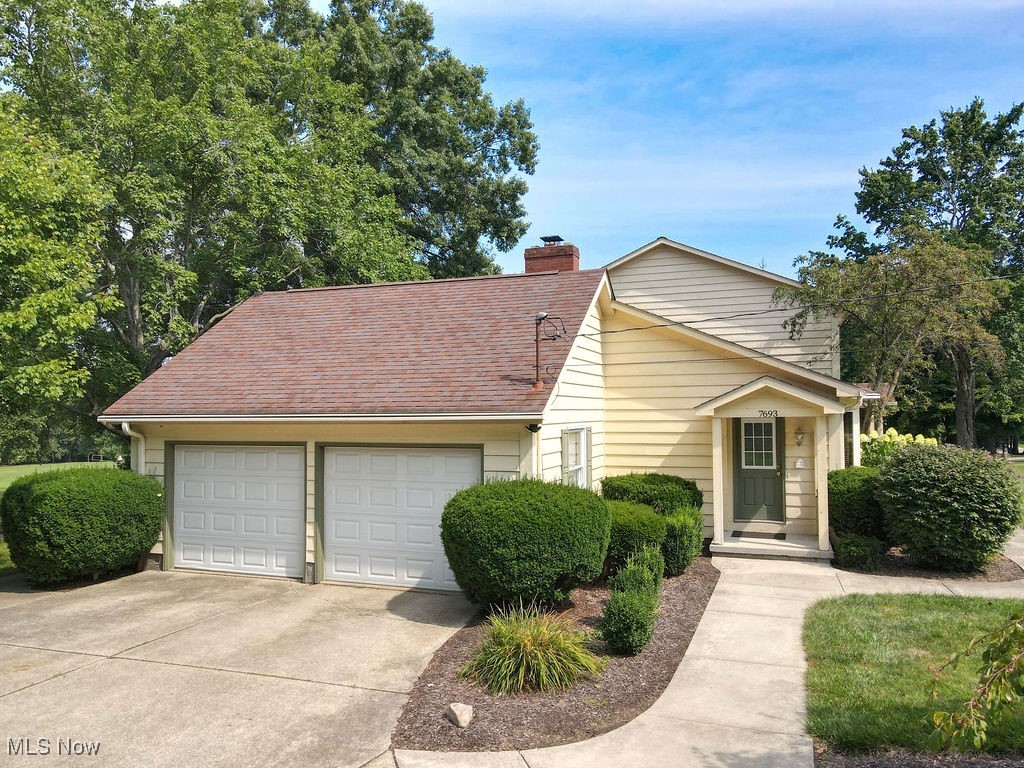 Kent, Ohio 44240, United States, 4 Bedrooms Bedrooms, ,4 BathroomsBathrooms,Residential,Active,187214