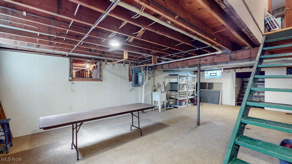 Kent, Ohio 44240, United States, 4 Bedrooms Bedrooms, ,4 BathroomsBathrooms,Residential,Active,187214