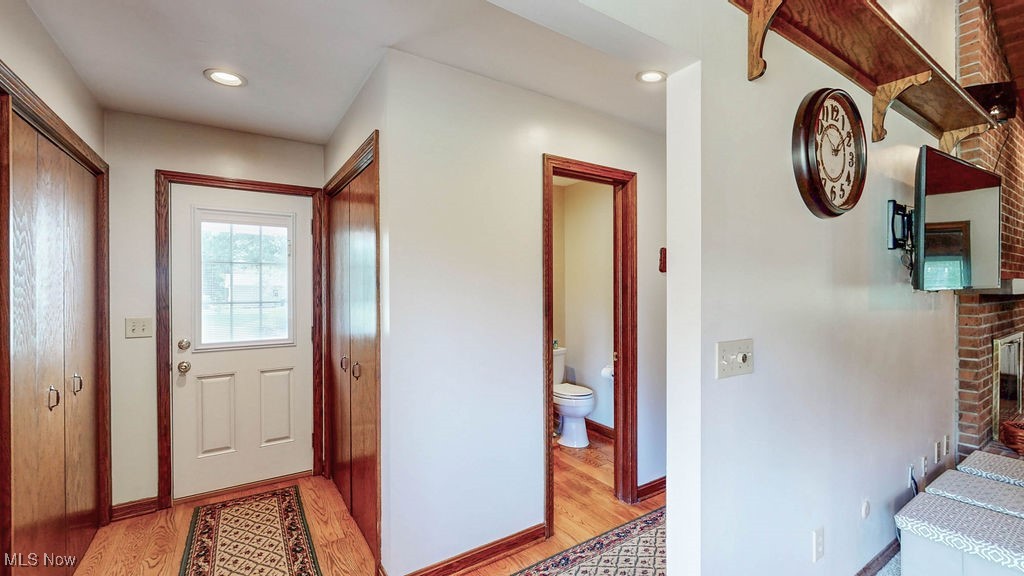 Kent, Ohio 44240, United States, 4 Bedrooms Bedrooms, ,4 BathroomsBathrooms,Residential,Active,187214