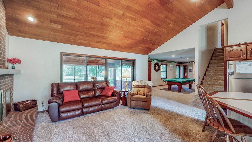 Kent, Ohio 44240, United States, 4 Bedrooms Bedrooms, ,4 BathroomsBathrooms,Residential,Active,187214