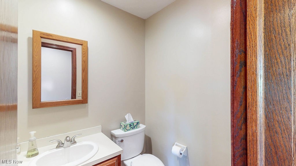 Kent, Ohio 44240, United States, 4 Bedrooms Bedrooms, ,4 BathroomsBathrooms,Residential,Active,187214