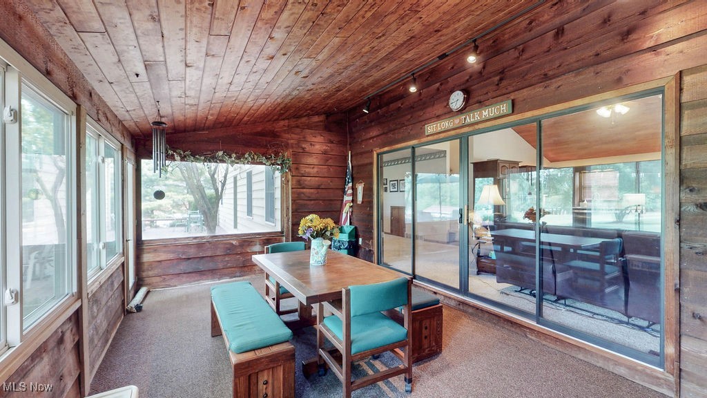 Kent, Ohio 44240, United States, 4 Bedrooms Bedrooms, ,4 BathroomsBathrooms,Residential,Active,187214