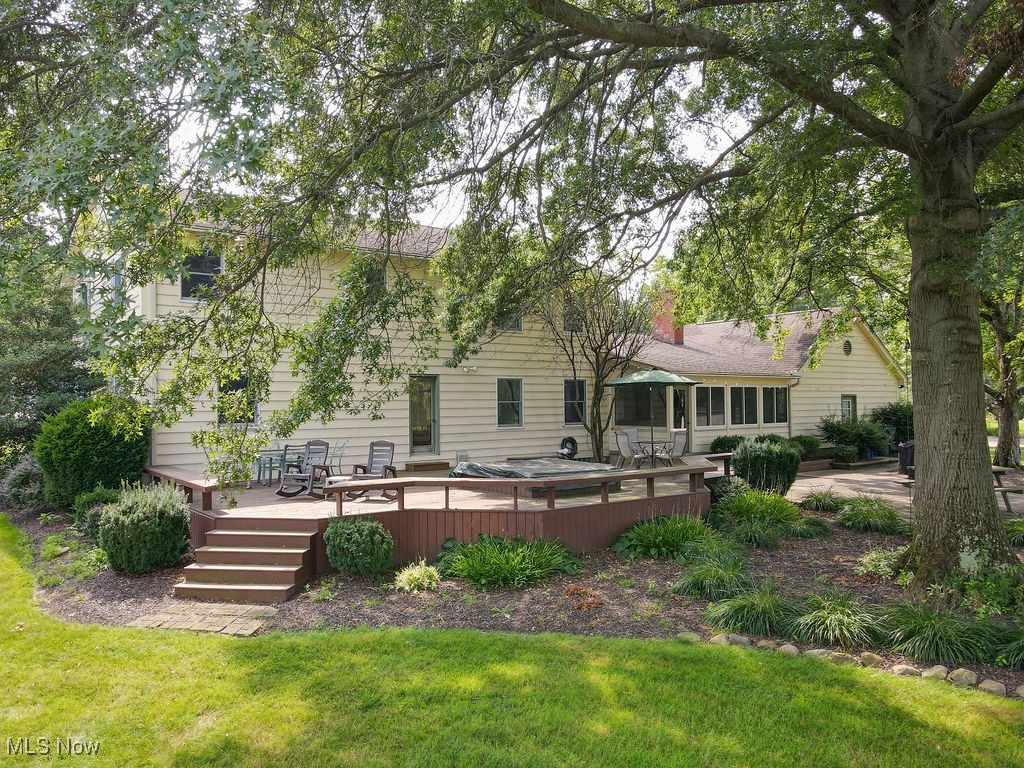 Kent, Ohio 44240, United States, 4 Bedrooms Bedrooms, ,4 BathroomsBathrooms,Residential,Active,187214