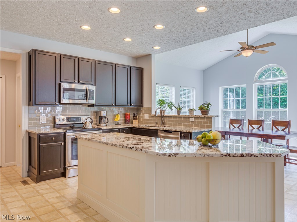 Highland Crk Ph 01 - Residential