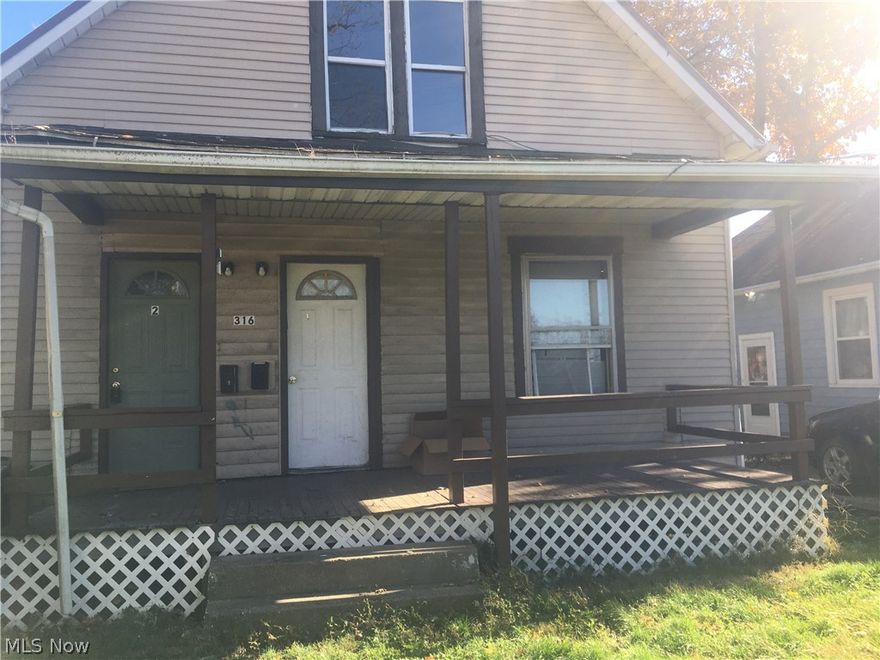 Recently remodeled two bedroom apartment. Very spacious, nice size bedrooms, dining area, full size kitchen, and cozy living room. The upstairs apartment is move in ready. Tenant only pays electric. Located behind school, close to public  library, and downtown Canton. No pets. Interested applicants will be able to apply online with $35 fee.