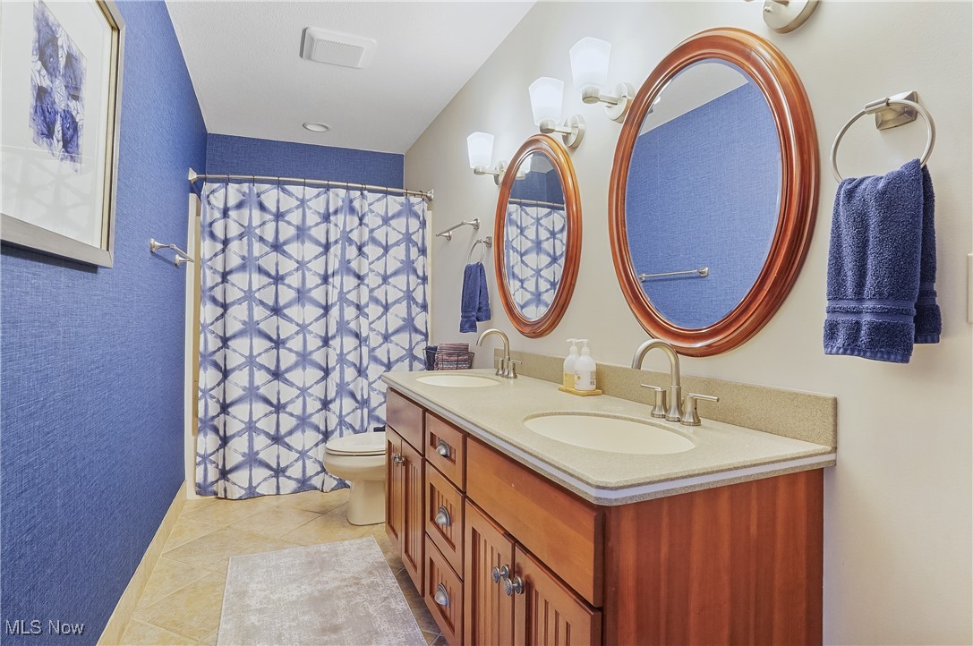 6609 Covington Cove, Canfield, Ohio image 31