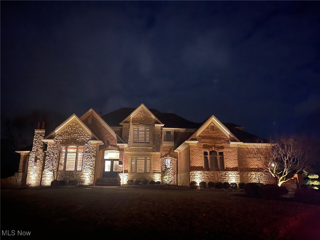 6609 Covington Cove, Canfield, Ohio image 2