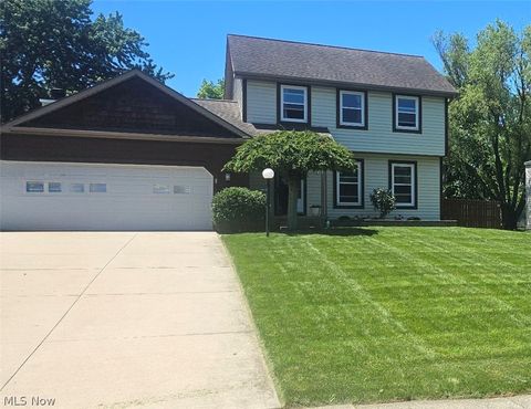 Homes For Sale - 7674 Buchanan Drive<br/> Mahoning County, Youngstown, OH 44512